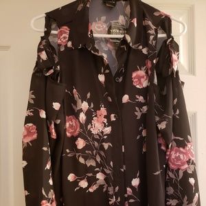 Button up cold shoulder blouse